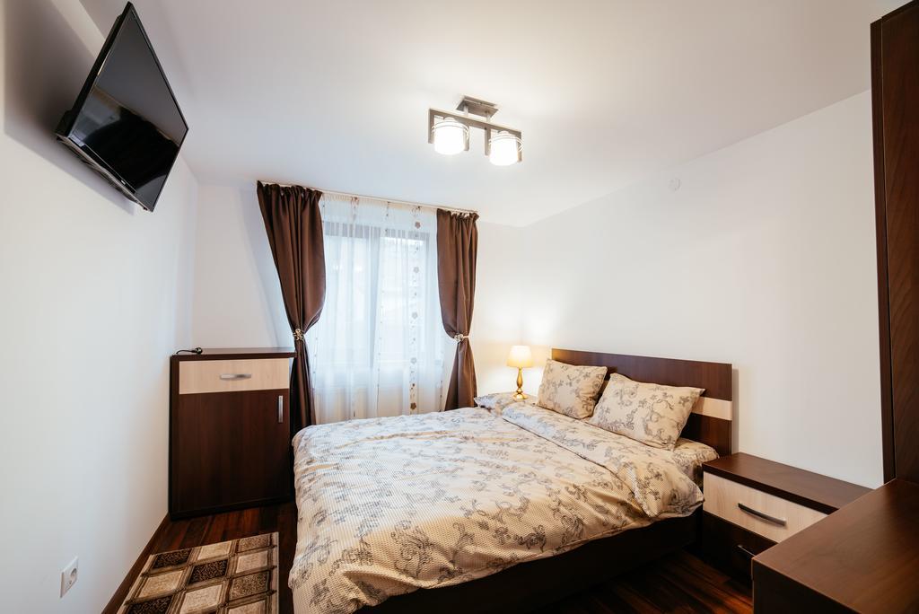 Serban Cottage Vatra Dornei Chambre photo